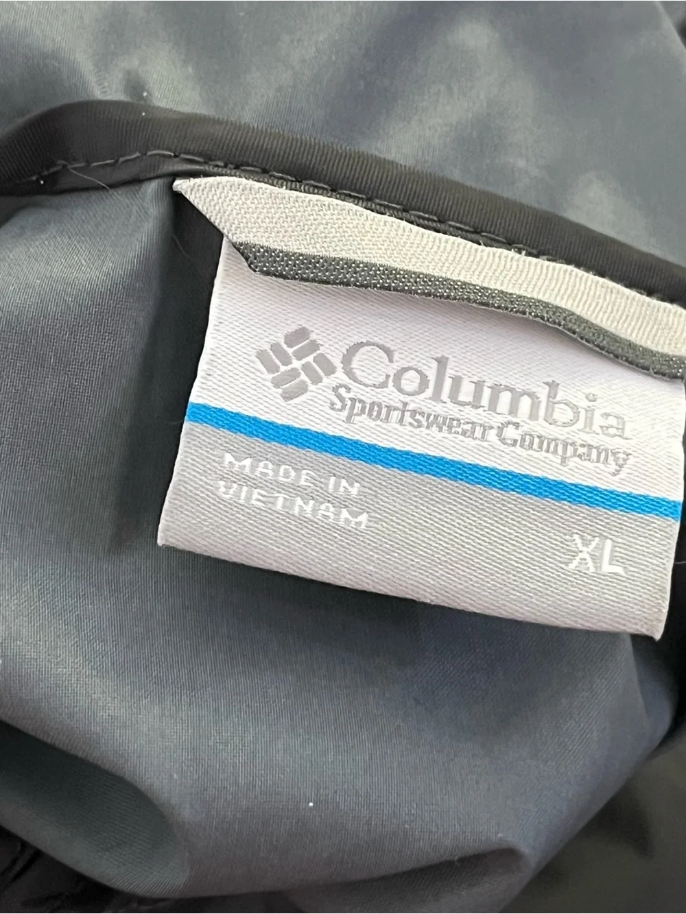 Columbia Men’s Big Delta Jacket in Shark/Delta XL